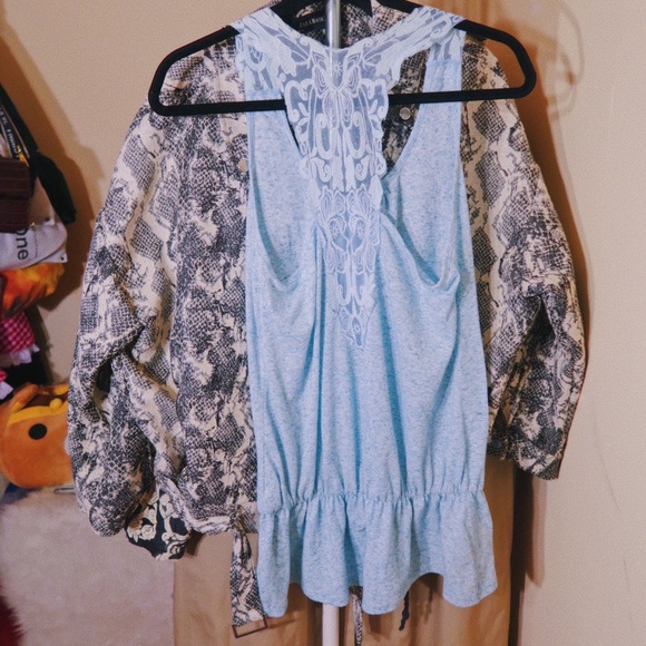 Lace Baby Blue Speckled Tank Top + Free Gift - Picture 3 of 4